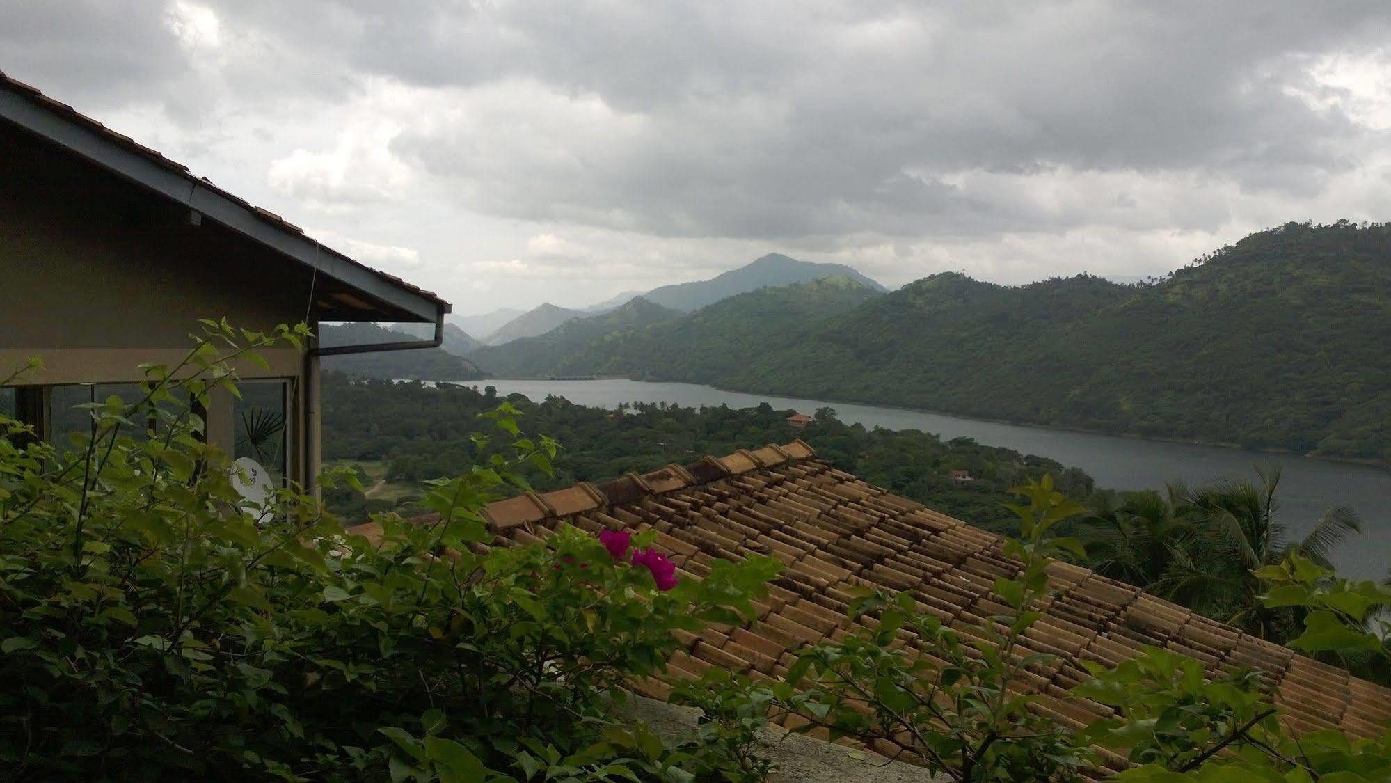 Albatross Boutique Villa Kandy Luaran gambar
